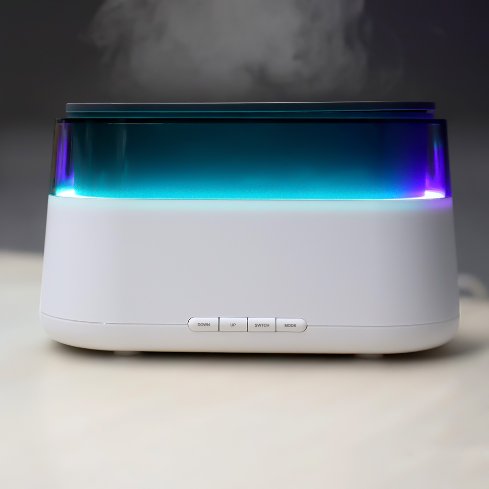 Светодиодный USB увлажнитель-ароматизатор Brava с часами с RGB подсветкой — изображение 4